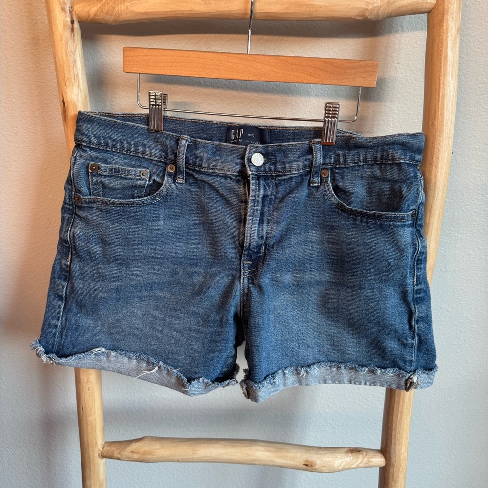 GAP Denim Shorts in Classic Blue